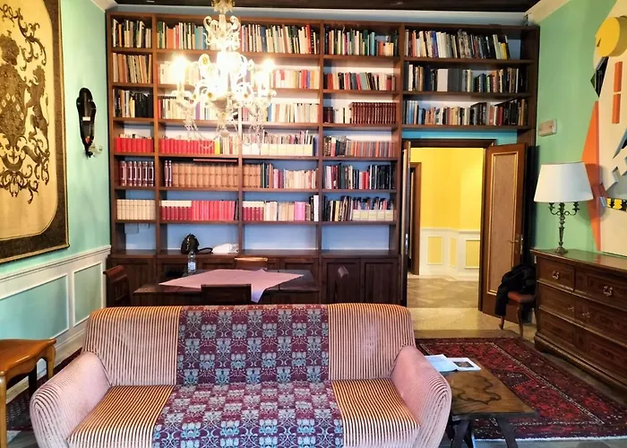 Luxury Apartment Near Rialto Bridge